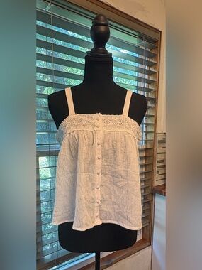 Love Notes White Eyelet Button-Front Camisole